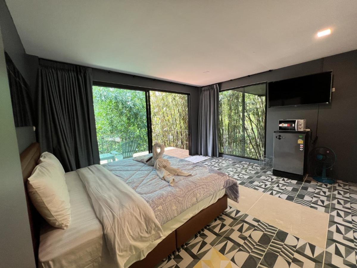 Ton Pling Khao Lak